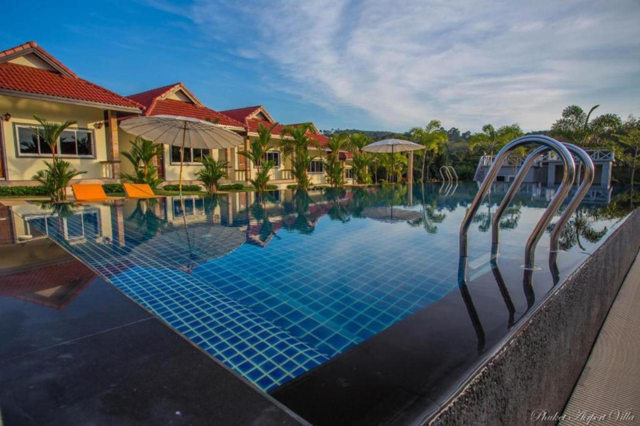 Phuket Airport Villa Ban Bo Han 外观 照片