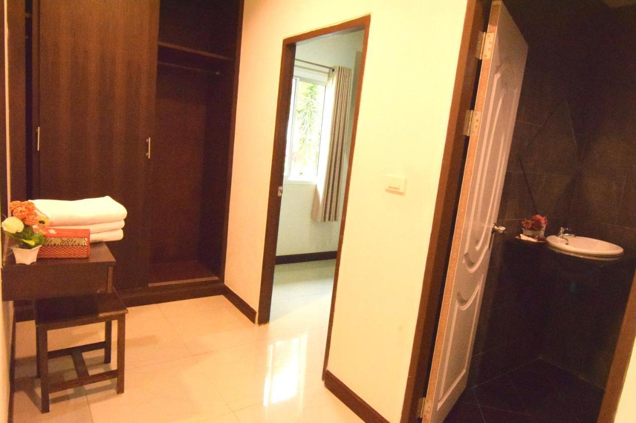 Phuket Airport Villa Ban Bo Han 外观 照片